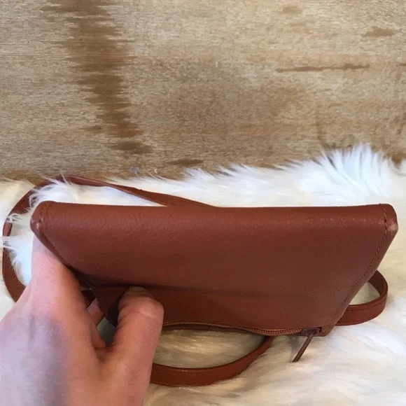 💙 5/$20 Vintage Tusk Small Crossbody Bag/Wallet - Picture 11 of 15